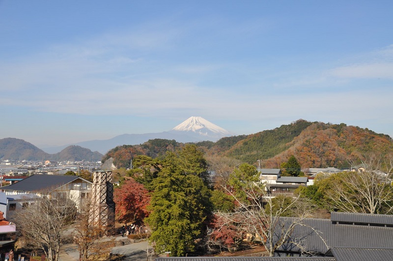 ① 韮山反射炉と富士山 - コピー.JPG