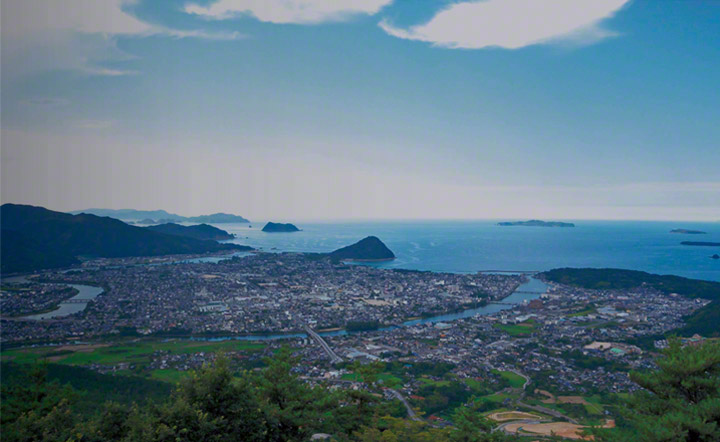 Full view of Hagi Castle Town.