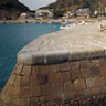 Rounded profiles of the quayside and waterways were introduced here by the Dutch for the first time in Japan.