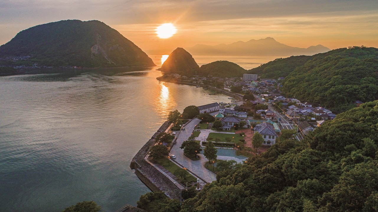 三角西港の夕焼け.jpg