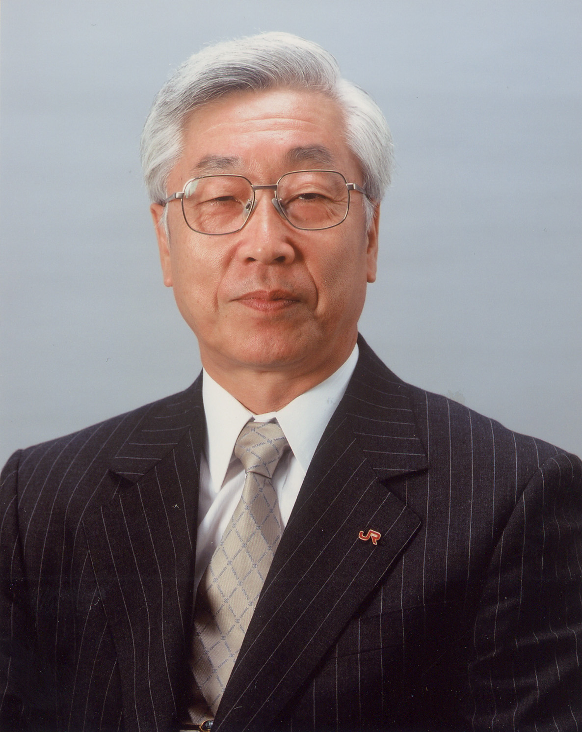石原　進　氏